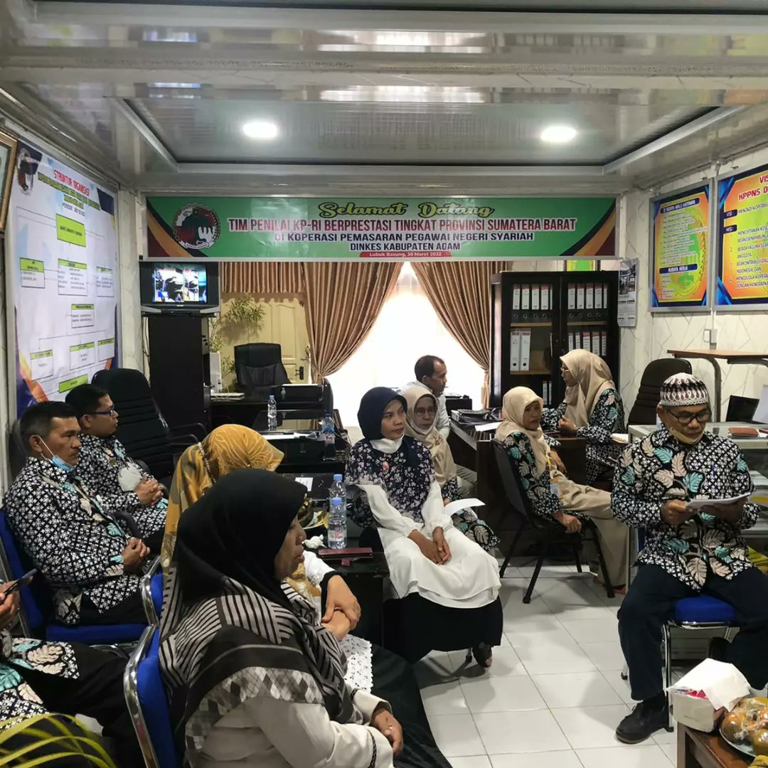 EvaRoza9's tweet photo. Late Post 
Penilaian Koperasi Berprestasi Tingkat PKP RI Provinsi Sumbar 
Tgl 30 Maret 2022

@PENYULUH_COOP
@KemenkopUKM 
#penyuluhkoperasi 
#ppklkemenkopukmri
#ppklindonesia 
#ppklsumaterabarat 
#ppklkabupatenagam 
#KoperasiKeren 
#depcoop https://t.co/q8Ph6A9GOo