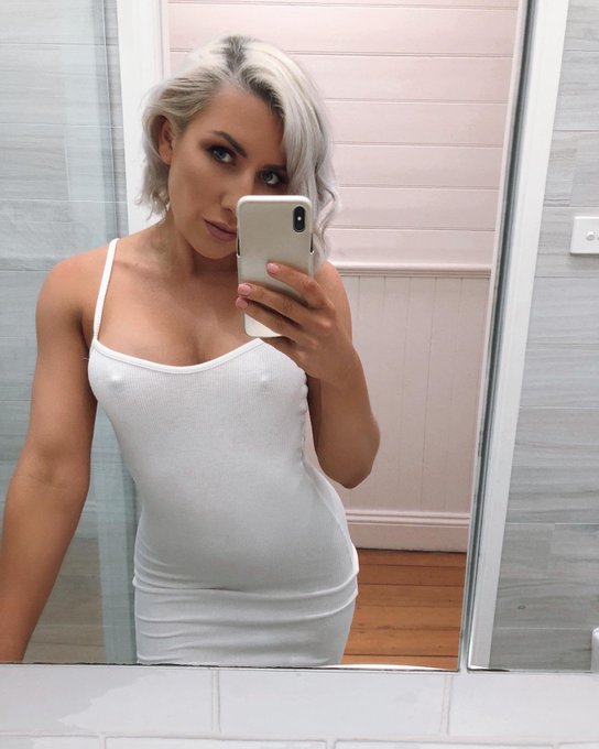 Watch cherryd27's leaked NSFW photo on TwXstars