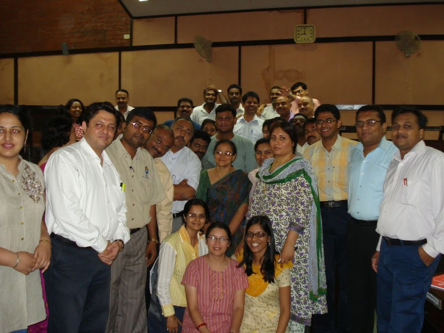 alex_voygt's tweet photo. #ThrowbackThursday 
Year 2008 
From my @IIMAhmedabad #FDPM days 
Four months at #IIMA was an enriching experience professionally and personally. I have interesting memories. Broken both elbows in the hostel room, found my life partner there, gained friendship beyond boundaries... https://t.co/sDj33ZfKMt