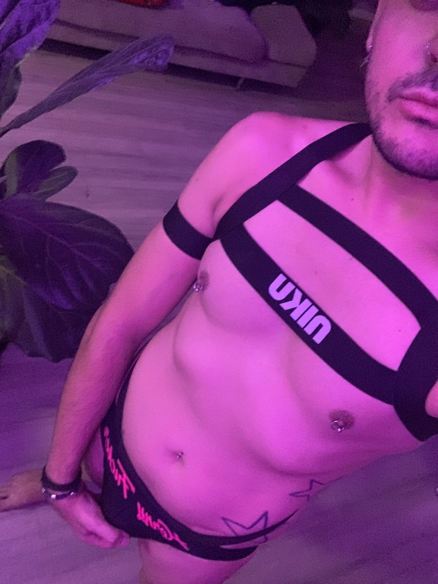 CThecalvxxx's tweet photo. Fun fun fun who wants some . Retweet if you want to join… 
🔻🔻🔻🔻🔻🔻🔻🔻🔻🔻🔻🔻🔻

https://t.co/qO6ABDoAPm https://t.co/iFz7tAO4hw