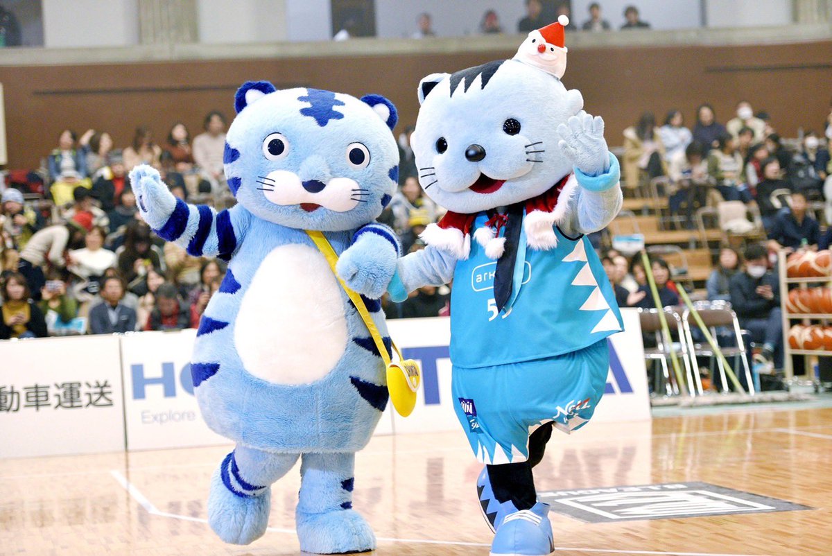 kyotohannaryz's tweet photo. ／
#チンタイガー がやってくる🐯
＼

4/2(土)『HANNARYN CHEER SCHOOL LIVE!!』にCHINTAI公式マスコットキャラクターのチンタイガー来場決定‼️
当日は #はんニャリン と一緒にステージ��盛り上げてくれます✨
その様子もアップ予定ですので、チアスクールLIVEアカウントのフォローもお願いします🌸 https://t.co/lLjaFny7n2
