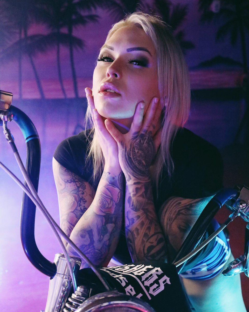 QueenCuttyy's tweet photo. *insert “She a Bad One” lyrics here* https://t.co/YTlAV5TlMR