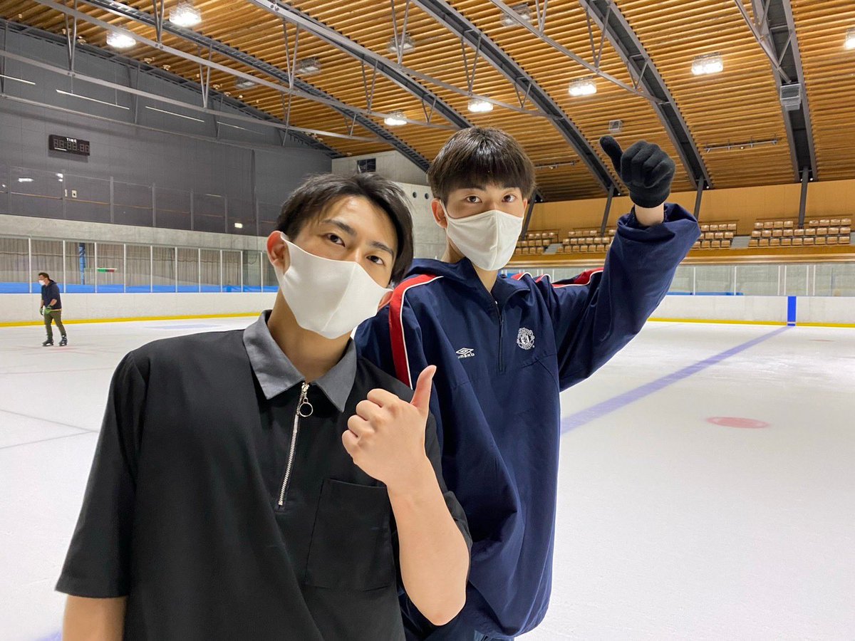 gihc2024's tweet photo. 🌸部員紹介🌸

新4年 田中 佑希(たなか ゆうき)
【学科】経営学科
【ポジション】FW

唯一のアイスホッケー経験者かつゲームキャプテン！力強い滑りと高い技術でゴールを狙います！でも実はポケモン好きな一面もあって、話すととっても面白い方です😊

#春から学習院 #学習院大学 #アイスホッケー https://t.co/aaIcaHpv73