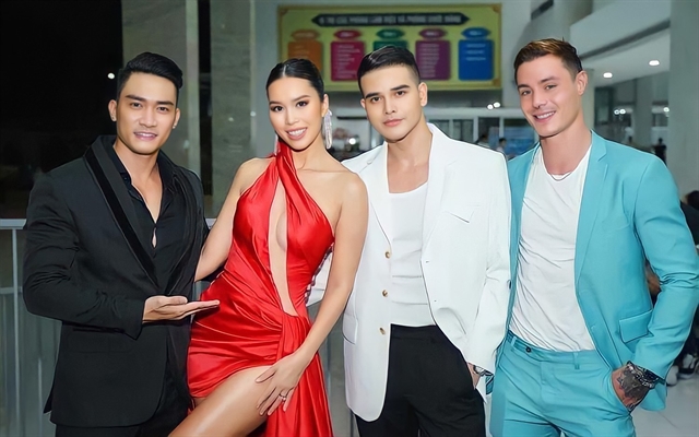 VietnamNewsVNS's tweet photo. Italian model finds fame from Vietnamese reality show

https://t.co/5Uo4y9AcFn https://t.co/BBx2pS53xv