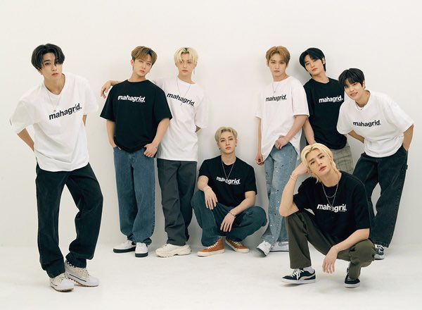 skzinfoespmx's tweet photo. Fotos de Stray Kids en su nueva colaboración con MAHAGRID

#MANIAC_SKZ #StrayKids @Stray_Kids https://t.co/ZQwAJore4X