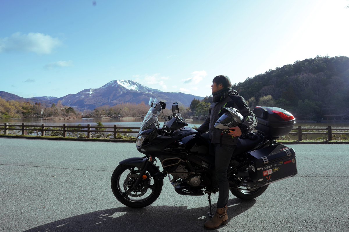 nasigoren2's tweet photo. 名前 : ナシゴレン
年齢 : 30代
性別 : 男
住み : 岐阜
車種 : V-strom650(DL650A)

そういえば自己紹介初めてでした。

糞コラ職人です、よろしくお願いします！
特に子育てライダーは情報交換したいです。

 #バイク乗りとして軽く自己紹介 
 #バイク乗りと繋がりたい 
 #バイク好きと繋がりたい https://t.co/2K86QDSndD