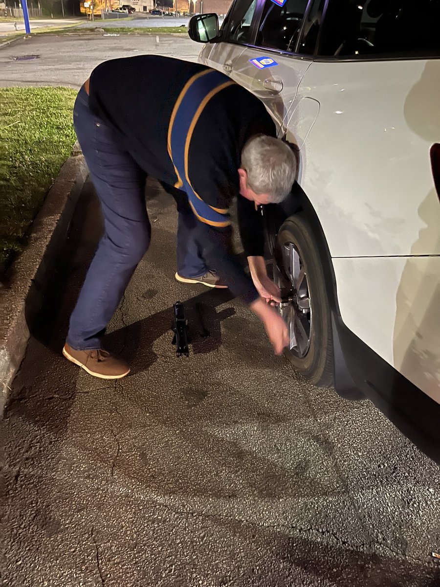 ShaunPatrickNS's tweet photo. @Hertz After an hour of waiting the staff member who served us was fantastic and apologised for the wait. 10 miles down the road we got a flat tyre. Put the spare on and got to Chattanooga at 0400! I then spent 90 minutes on the phone with Hertz trying to sort but was then cut off! https://t.co/3Qvmyr0Xv8