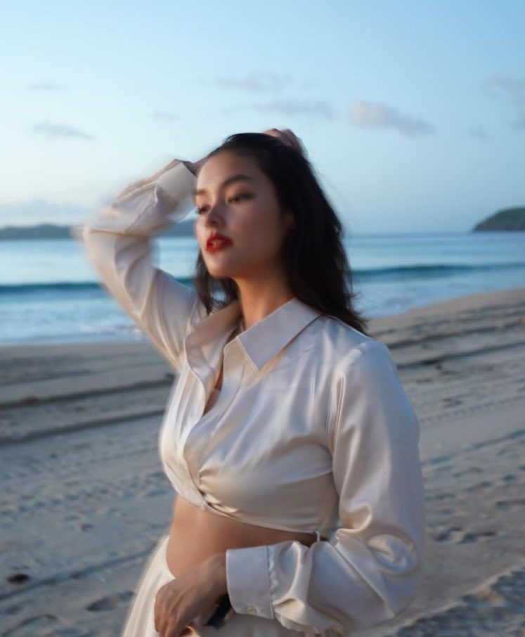 lizaprint's tweet photo. the visual ?!?! https://t.co/RJLmSIkEaM