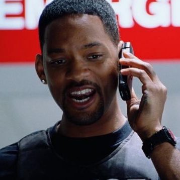 EnronChairman's tweet photo. Will Smith: “Hello?”

Ukraine President: “Mr. Smith, I am sorry to bother you but did you hear what Vladimir Putin said about your wife?!” https://t.co/694twBDBpH