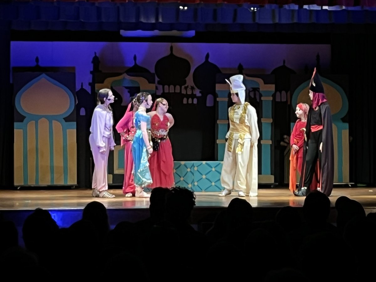 HunterPrincipal's tweet photo. Our students are shining brightly in their performances of Aladdin! ⭐️ @CentralWCPSS @WCPSS @wcpssmagnets #Rise #Shine #Soar https://t.co/7pMjic58wt