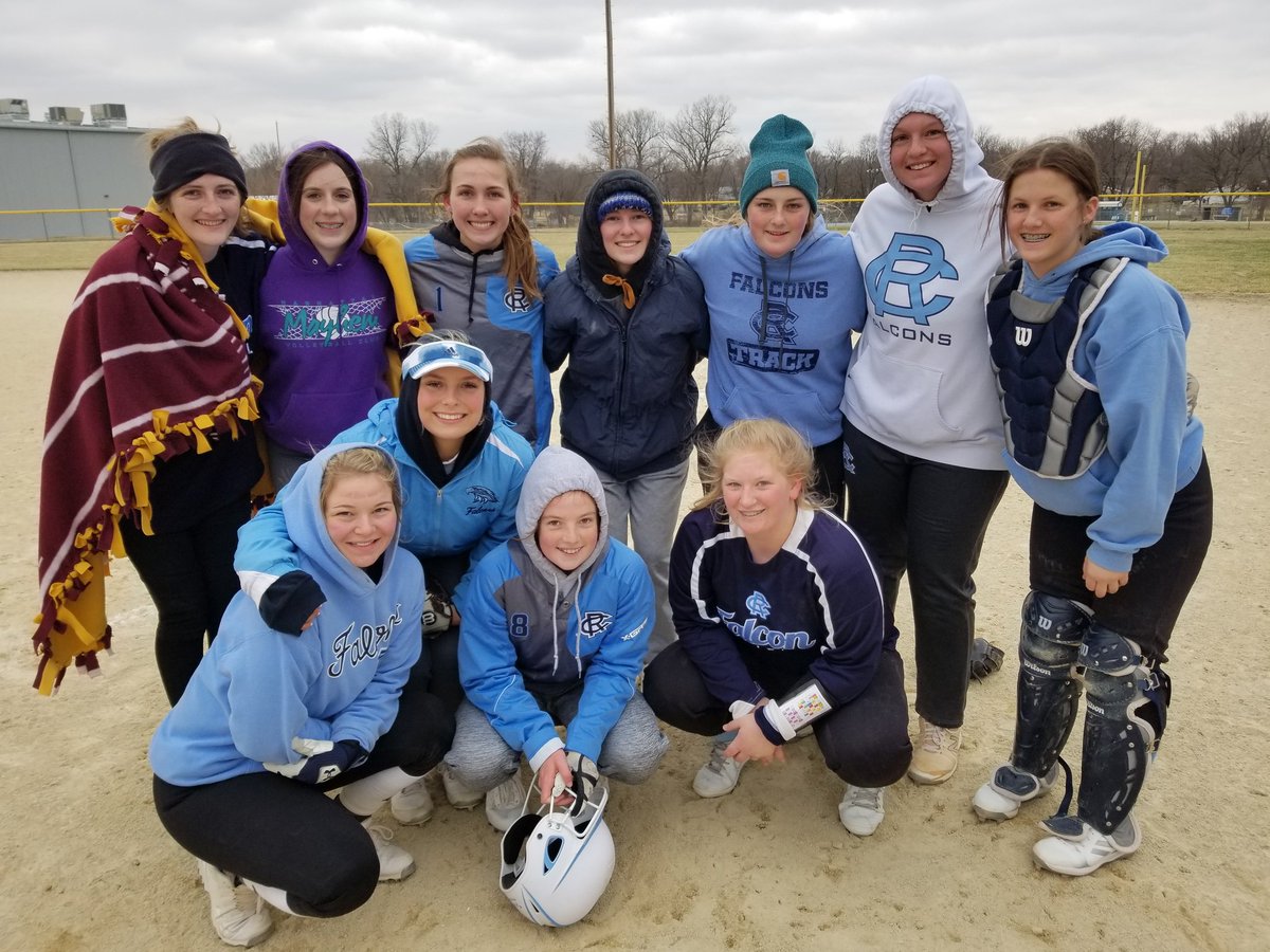 Riley County Softball tweet media