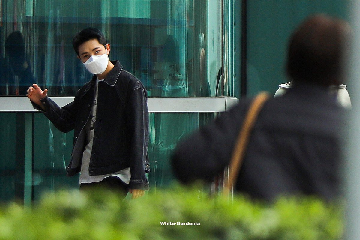 220330 출근

<중경삼림>

#RENJUN #런쥔 
#NCTDREAM