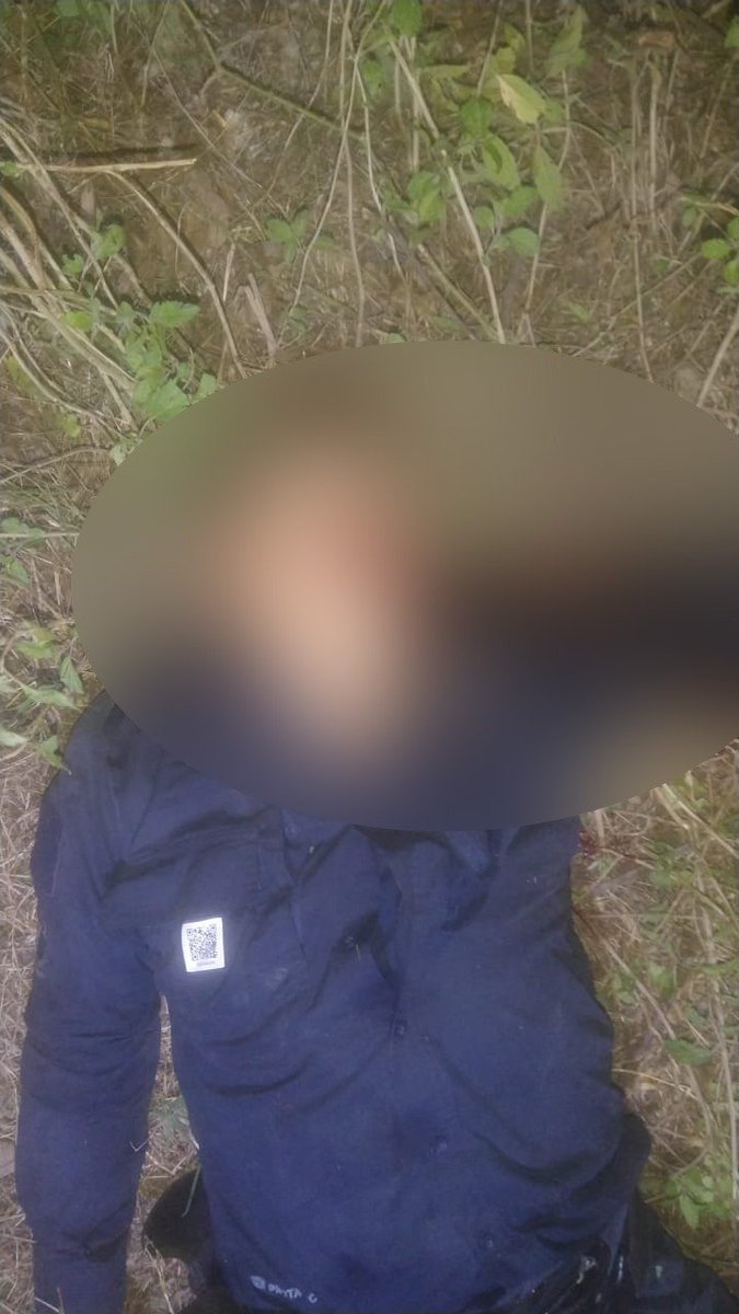 xevtfm's tweet photo. 🔴 #LoÚltimo | Trasciende enfrentamiento entre elementos de la @SSPCTabasco y asaltantes, en #Nacajuca. El saldo es de un muerto y un herido que ya está siendo atendido por paramédicos. 

🔗https://t.co/8TMT2G9gta https://t.co/3MtzRlUKrQ