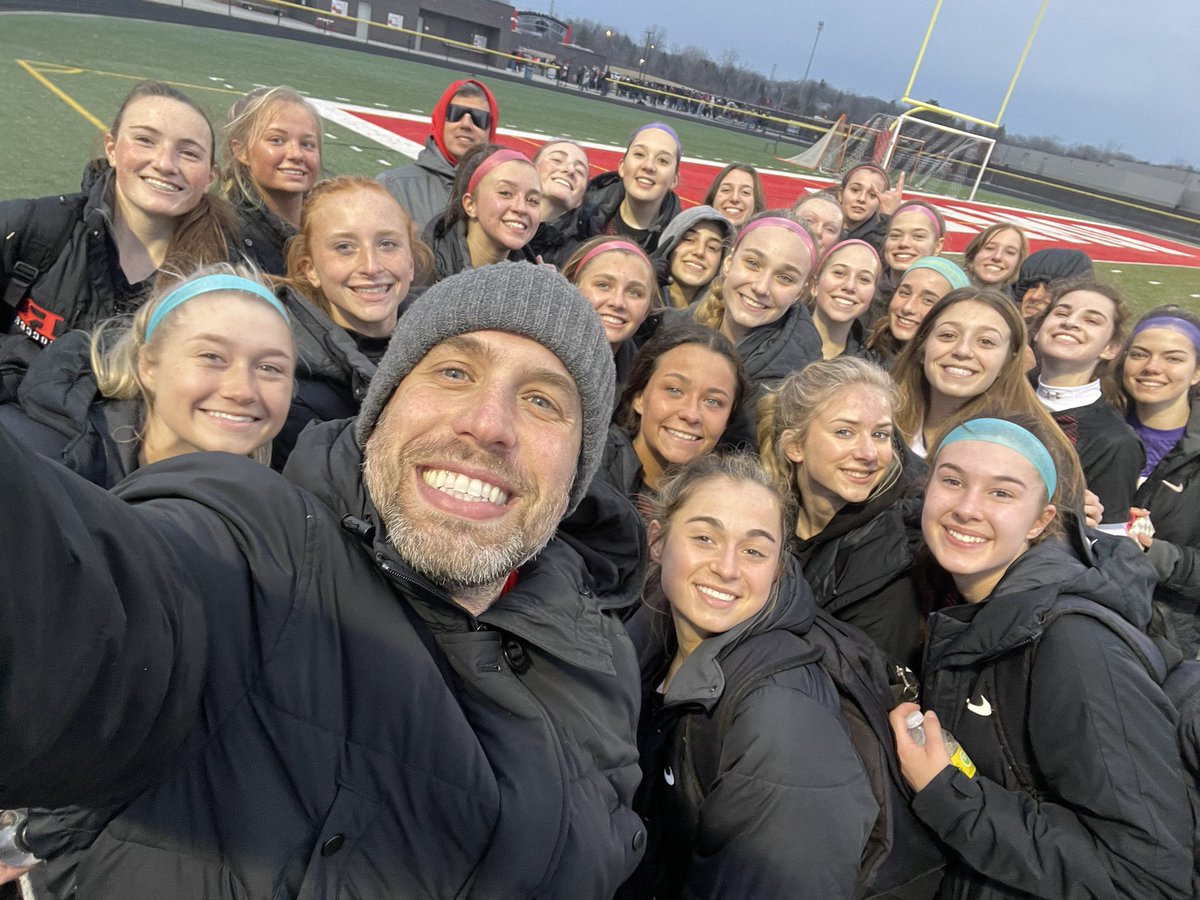 ▫️◾️🟥Varsity Scoreboard🟥◾️▫️
          Romeo 5️⃣-3️⃣ Utica
      
⚽️Goals: Springer, Burke(2), Amodeo, C. Carmody

⚽️Assists: C. Carmody(2), R. Carmody, Amodeo, Baron

⬛️Overall: 1-0-1
🟥MAC: 0-0-0

#WinItForTheSelfie