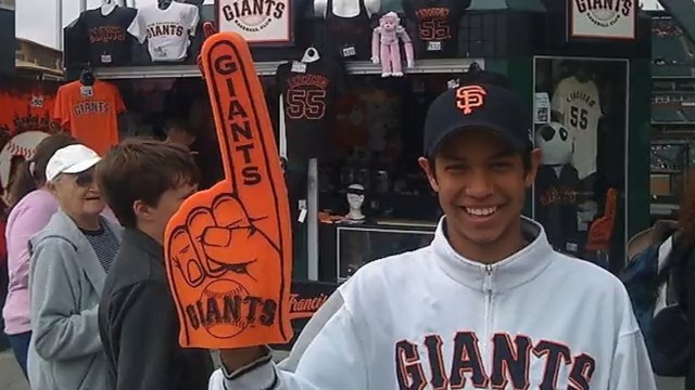 MLB Players Media on X: Mauricio Dubon is the first MLB Player born and  raised in Honduras. His journey to the @SFGiants will give you goose bumps.  @Mauriciodubon10 🇭🇳  / X