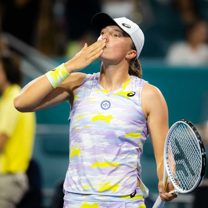 Iga Świątek on Twitter: " Semis! Thank you for the fight @Petra_Kvitova ...