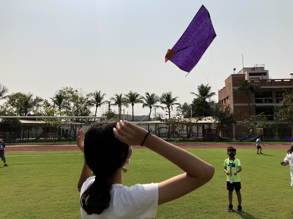 AISCElementary's tweet image. #AISCGrade4 students are testing out their kites today as a part of their #AISCIndianStudies unit.