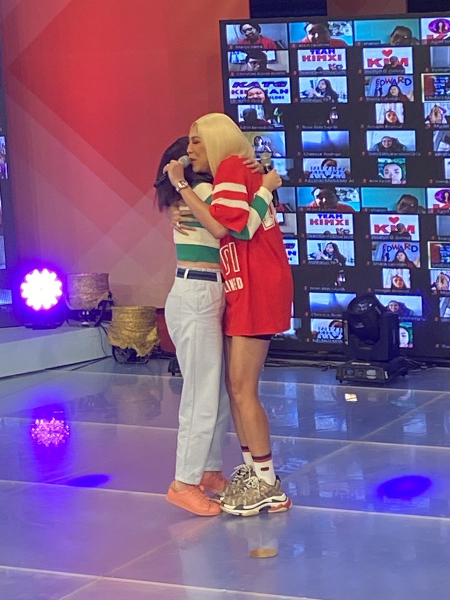itsShowtimeNa's tweet photo. ViceRylle moment ngayong birthday ni Meme Vice
#ShowtimeHotStuff https://t.co/BCcgU2cbS3