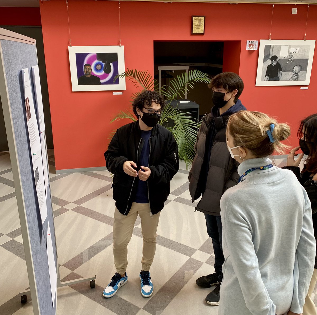 steppescience's tweet photo. Enjoyed guiding DP1 Ss on the conceiving and presentation of their #TOK Exhibitions. Process of draft-feedback-review-edit was as important as the product. Other beneficiaries included next year’s DP1s. Great to see some Science objects too. #IBDP #ISUMNG #ISUlearns https://t.co/dseVGUXaY9