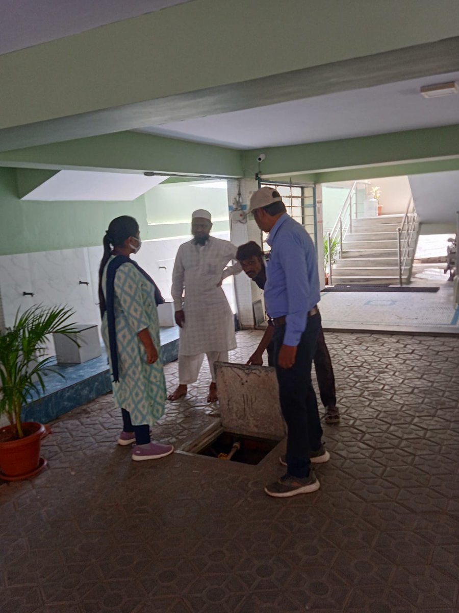 hmwssbmgrsrngr's tweet image. Sir,as a part of మస్జిద్ దౌర-Inspection @ Masjid,inspected 
 Jama Masjid
Masjid-Zain-Ul-Abedin
Masjid-E-Mustafa-Yar-Khan
 in B.K.Guda,Begumpet &amp;amp; D.K.Road  areas along with staff reg., Water supply and sewerage issues  in view of  Ramadan,under S.R.Nagar section,SD-III, O&amp;amp;M  Div-6