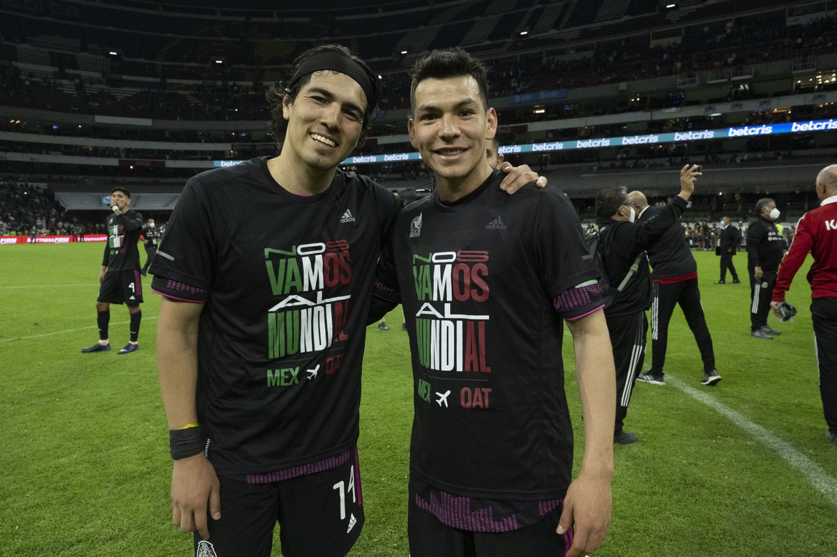 miseleccionmx's tweet photo. 🎶 ¡Nos vamos al Mundial, nos vamos al Mundial! 🎶

¡Celébrenlo, Incondicionales! 🙌🏻 💚 🇲🇽

#MiSeleccionEnQatar https://t.co/4Db59F3MPl