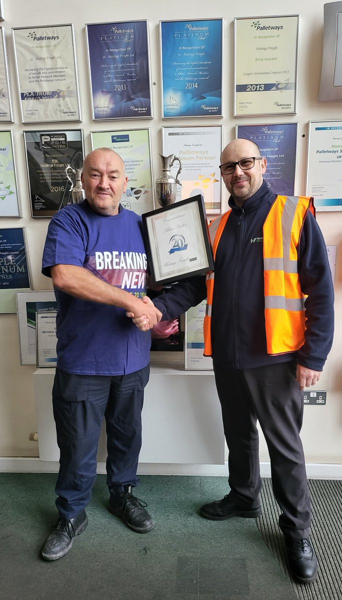 A massive congratulations to Adrian Poulton for 20 years of service at Hastings Freight. 

We are fortunate to have people like this….Thanks Adrian!

#Logistics #Team #Loyalty