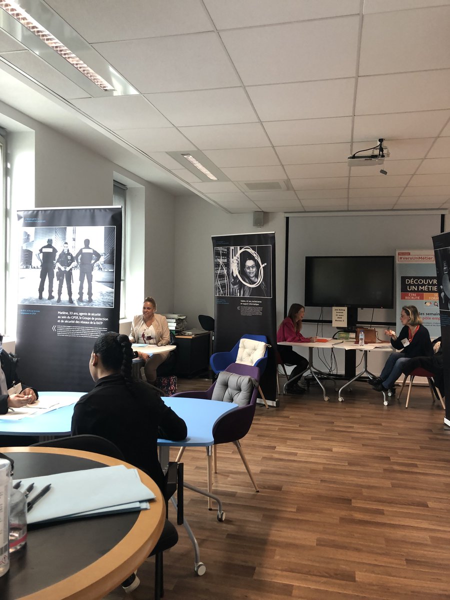 SchatzSalmi's tweet photo. 📽️Fresh news du Job Dating inversé #femmes #AvecPoleEmploi #LyonConfluence
📌19 chercheuses d'emploi dans la peau des recruteurs
📌8 enseignes secteurs SAP HCR  BTP Commerce
🤩Méthode innovante qui séduit les recruteurs @poleemploi_ara porté par la @MMIE_LyonMetrop @J_Sanfilippo https://t.co/rqPHuNSZsD