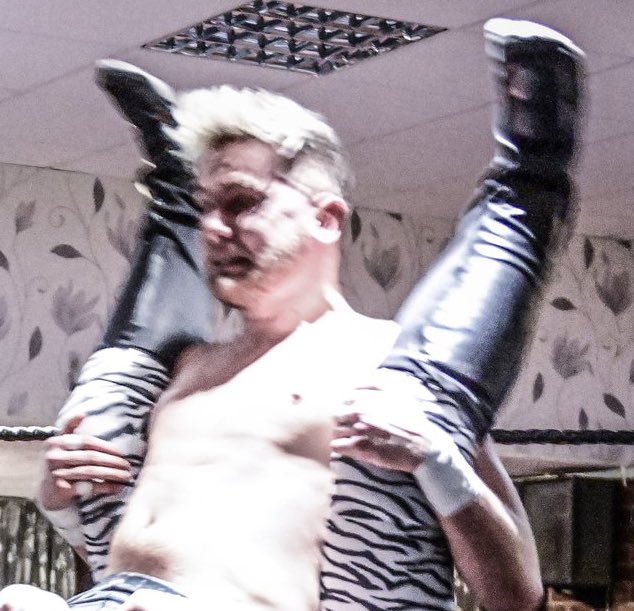 Gordon Ramsay’s in-ring debut

@lance_revera @JackBaron95 https://t.co/fub9KEBrFK