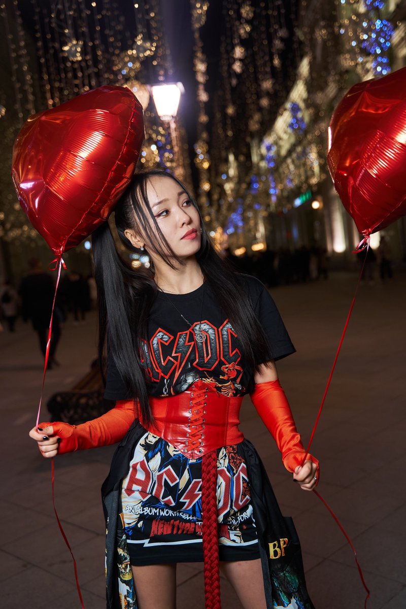 Jewel_cdt's tweet photo. (G)I-dle - TOMBOY teaser photo 
Madina (Shuhua)  
Photo by @AshenKruel 
@rus_gidle @gidlesupportt @everydaylatataa #gidle #GIDLE #gidletomboy #tomboy #SHUHUA https://t.co/DxGn7Q0fit