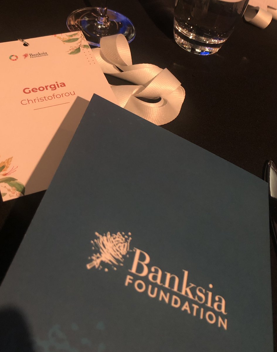 GeorgiaC_13's tweet photo. We need to build our economy from a service based one to a knowledge based one says @DrCathyFoley @BanksiaFdn #BanksiaAwards https://t.co/AXHLBboIMM