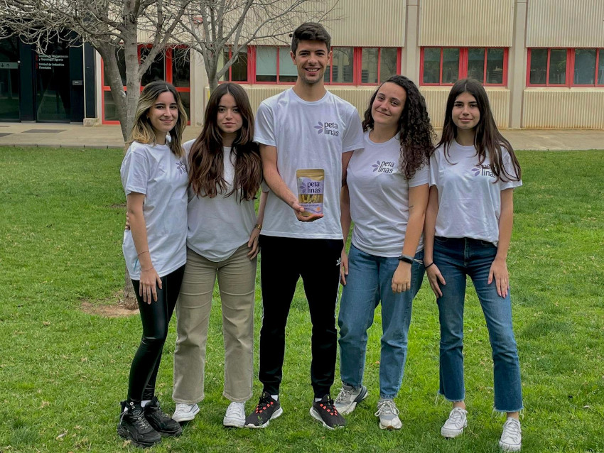 eamnupv's tweet photo. 🍋🌽Los equipos Gentium y Llaurant  de nuestra Escuela han sido seleccionados para participar en la final de #EcotropheliaEspaña2022, organizado por  @esFIAB  que tiene lugar mañana, 1 de abril. @petalinas 
¡¡¡¡Les deseamos mucha suerte!!!!!
👉https://t.co/XjHy9tNvPC https://t.co/N8vgoEMS9m