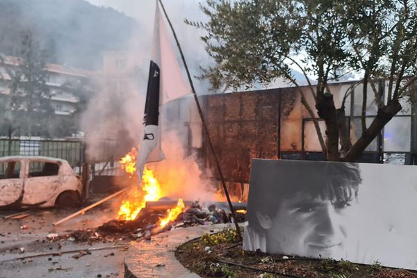MuvraA's tweet photo. Dopu à una reunione di u cullettivu è una chjama di a famiglia Colonna, chjamemu à a manifestazione dumenica.

Ghjustizia è verità per Yvan
Libertà per i patriotti
Ricunniscenza di u populu corsu

Dumenica u 3 d'aprile, à 3 ore di dopu meziornu in Aiacciu, partenza da e saline. https://t.co/JWLGdQHYih