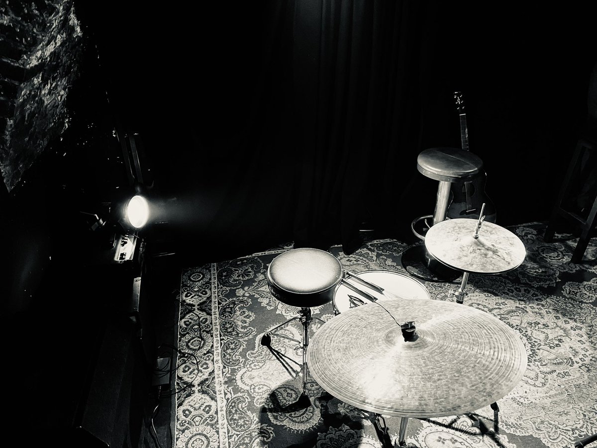 SpoljarD's tweet photo. #MakingMusicVideo #Jazz #LoveDrumming 🎶🎵 https://t.co/3aQpzcPZDo