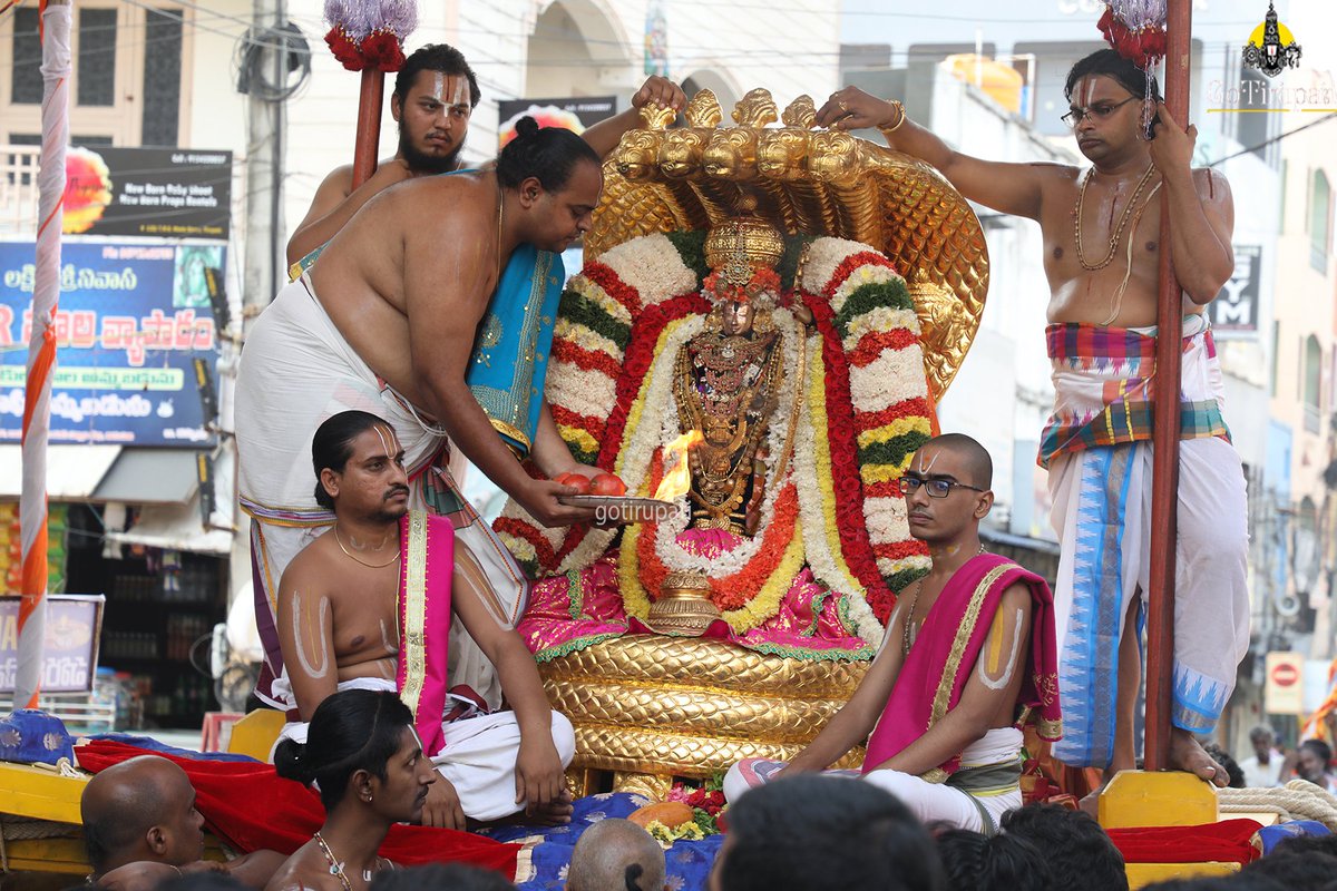GoTirupati's tweet photo. Sri Kodanda Rama Swamy Chinna Sesha Vahana Seva https://t.co/crMIkBCt6U