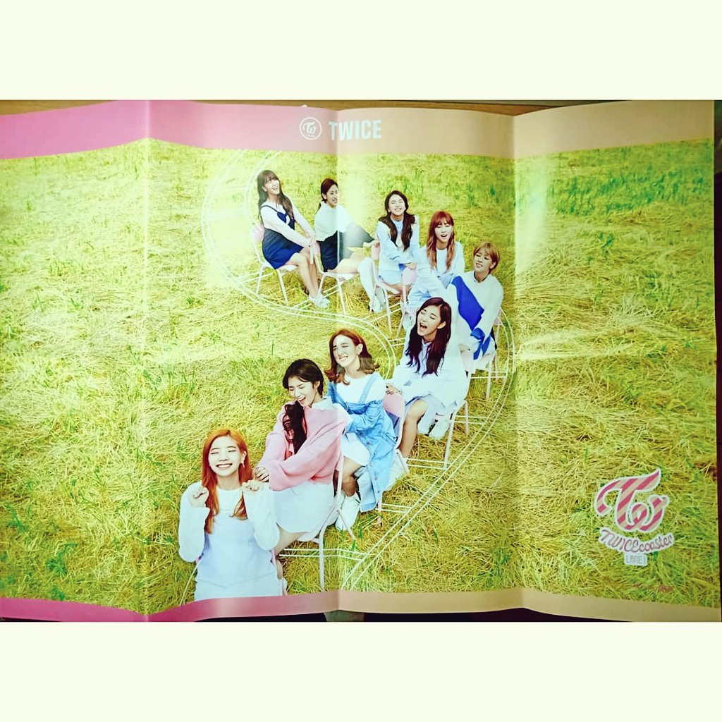 small_snail985's tweet photo. 🍭開箱第三張迷你專輯《TWICEcoaster : LANE 1》
1. TT
2. 1 TO 10
3. PONYTAIL
4. JELLY JELLY
5. PIT-A-PAT
6. NEXT PAGE
7. ONE IN A MILLION
#twice #twicecoasterlane1 #tt  #albumunboxing #once #nayeon #jungyeon  #momo #sana #jihyo #mina #dahyun #chaeyoung #tzuyu https://t.co/z35asGpvg1