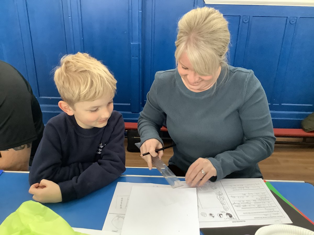 IPMATGawthorpe's tweet photo. #GCAGawthorpe #GCAYear2 #GCADT we absolutely loved having adults in school to work on our free standing structures to complete our DT projects this morning. It was fabulous to see so many parents and grandparents back in school after so long and the finished products were 👌 https://t.co/dXIIemQNTe
