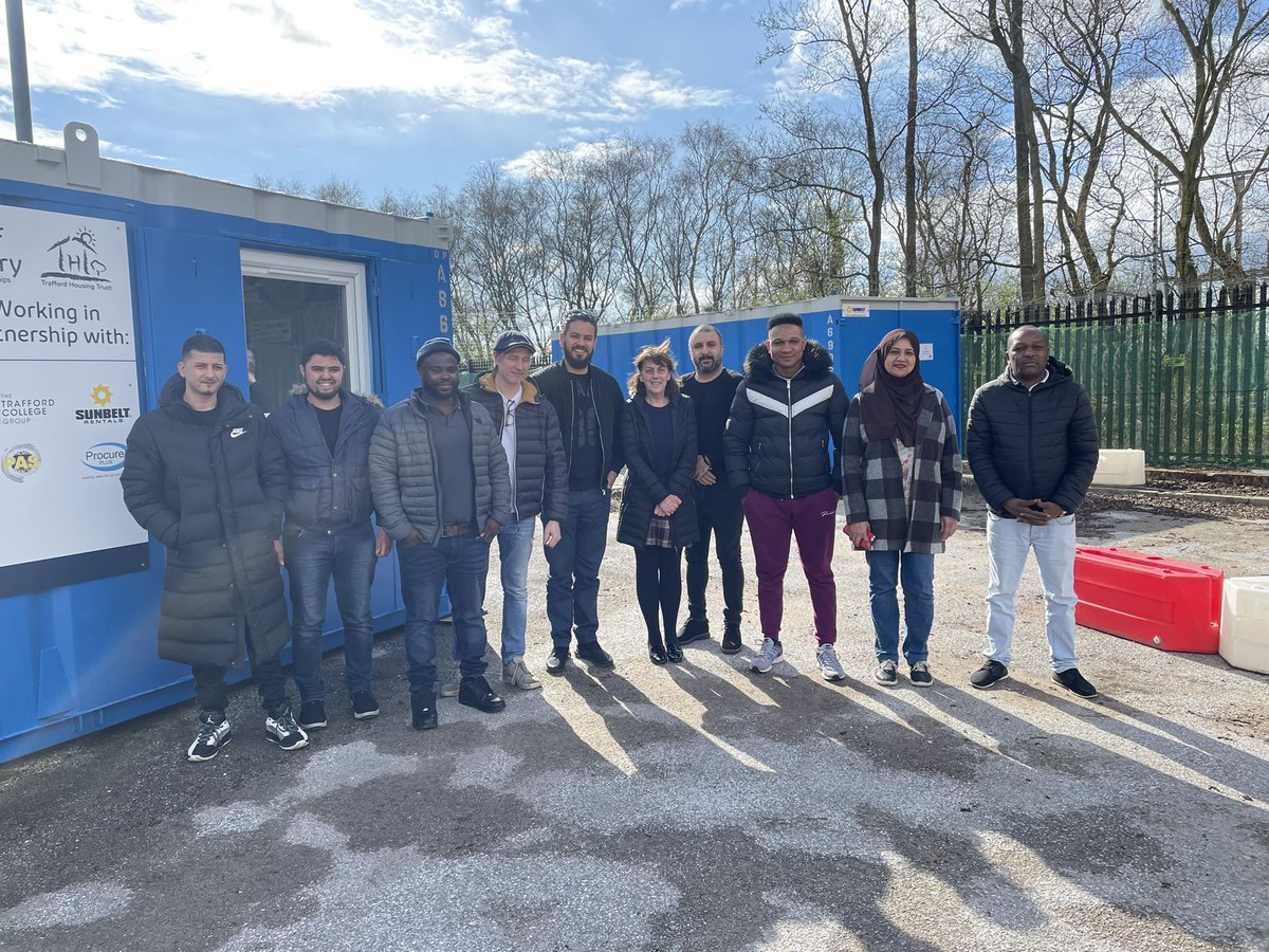 juliefvistry's tweet photo. @VistryNW Heath Farm Skills Academy are running a course for local people wanting to become a taxi driver.
Today was day 1, wishing them every success.
#antrec #upskilling #localcommunity https://t.co/Mj3cqf3nKA