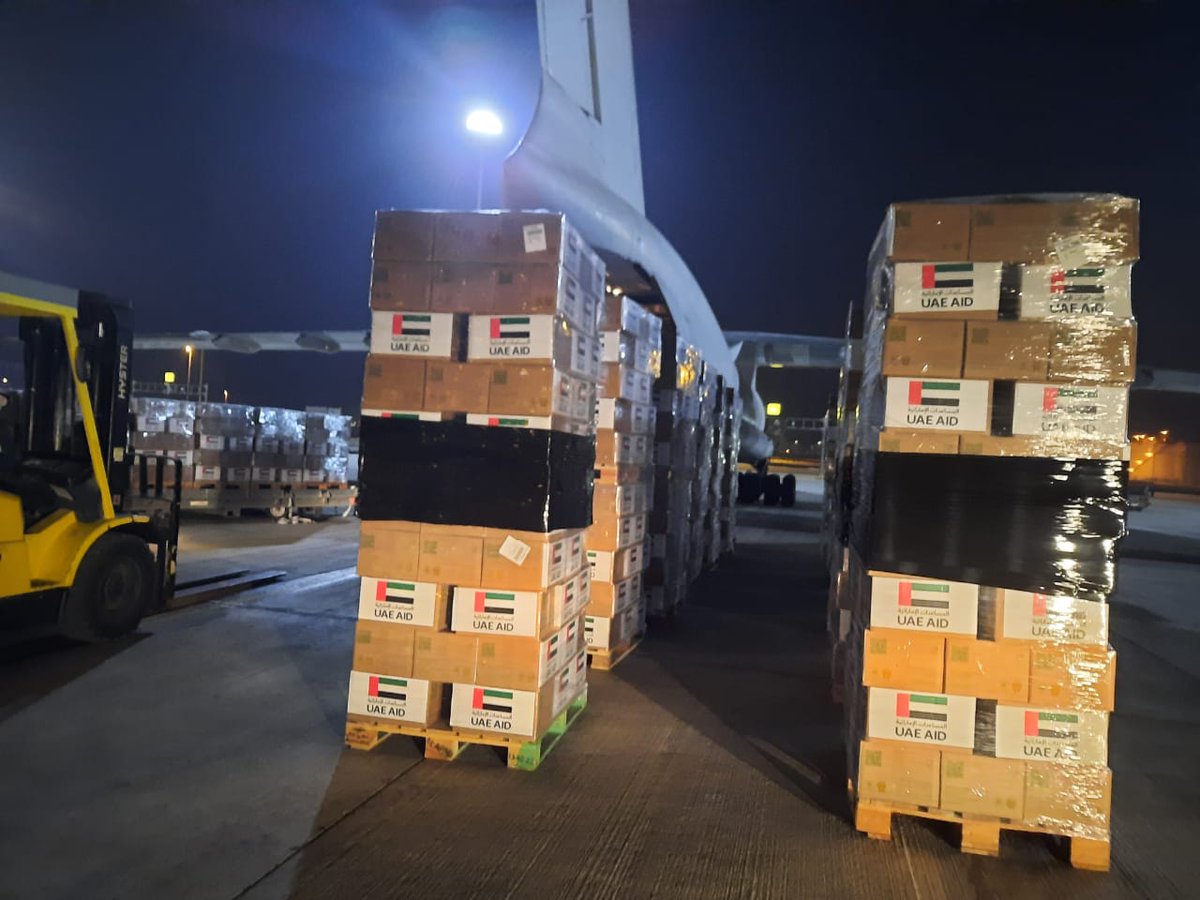 flyskyua's tweet photo. #FLYSKY AIRLINES UKR #UAE HUMANITARIAN AID FOR UKRAINE #URFSA #FSU4852 #ABU DHABI INL AIRPORT- #LUBLIN APT, #POLAND https://t.co/WUC2rswhuS