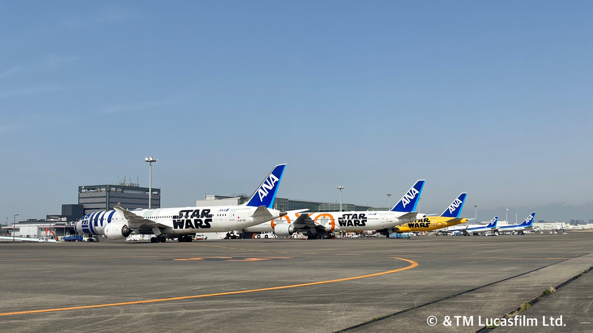 Ana Group News ありがとう 8 Ana Jet T Co Scl2jjuwl4 ラストフライト Starwarsjets 8 R2d2 C3po Ja7a Ja873a Ja743a T Co Irrskcyl60 Twitter
