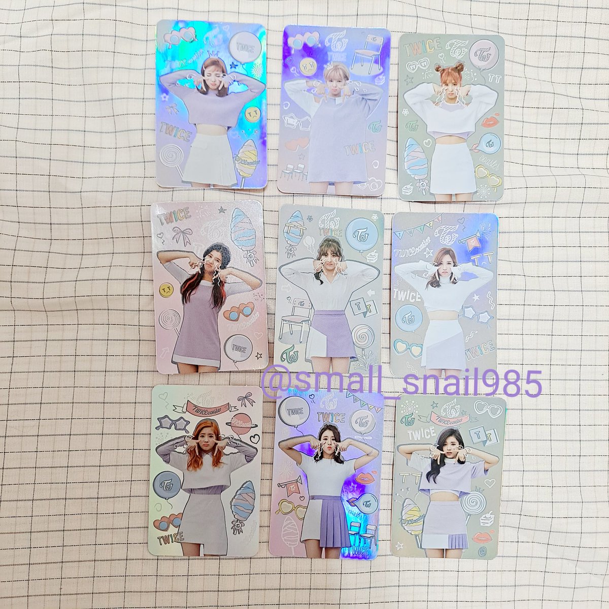 small_snail985's tweet photo. 這套TT閃卡真的很好看～
非常值得收藏🥰
#twice #twicecoasterlane1 #tt  #albumunboxing #once #nayeon #jungyeon #momo #sana #jihyo #mina #dahyun #chaeyoung #tzuyu  #photocards https://t.co/8dLMhmu6K0