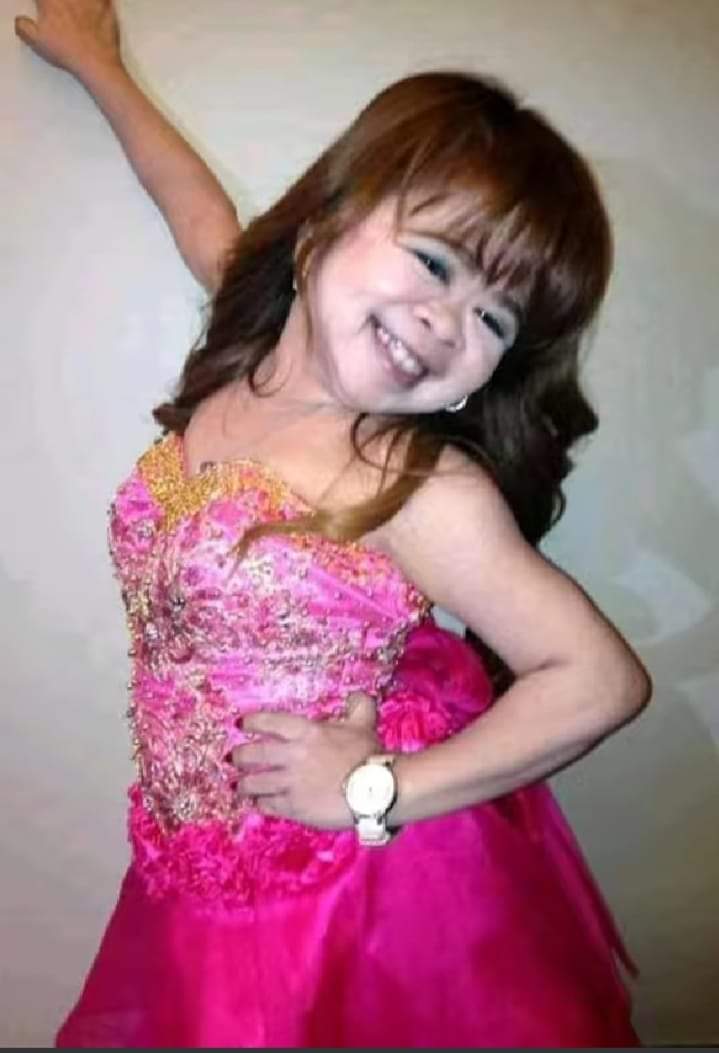 The person who tries to do everything, ultimately accomplishes nothing.

MAHAL'S 7th MonthsInHeaven