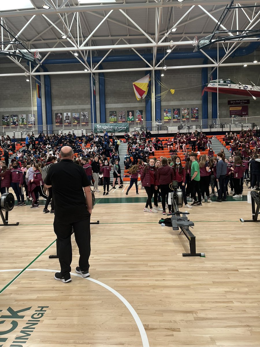 RowingIreland's tweet photo. Busy day in @ULimsport as 1000 pupils take to rowing @get_rowing #blitzit 2022 #munster #rowingstartshere #weareallrowing https://t.co/xz64KLT7WP