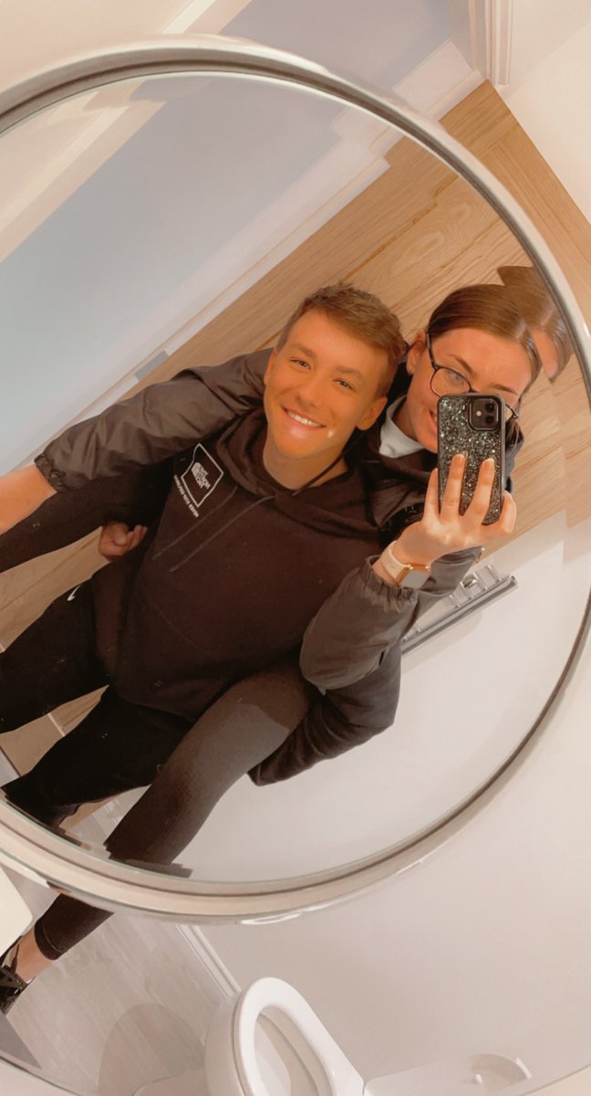 ClareTask's tweet photo. @KubaPortka happy birthday!! Hope your having the best time in Poland love you🥳xx https://t.co/ceo5BtQuJJ