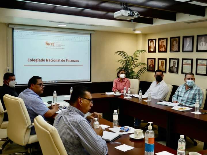 Para mostrar un panorama y análisis de una adecuada administración y aplicación de los recursos humanos, materiales, patrimoniales y financieros del sindicato,  así como socializar la estructura del Plan de Trabajo a implementar en esta gestión, se llevó a cabo una reunión.