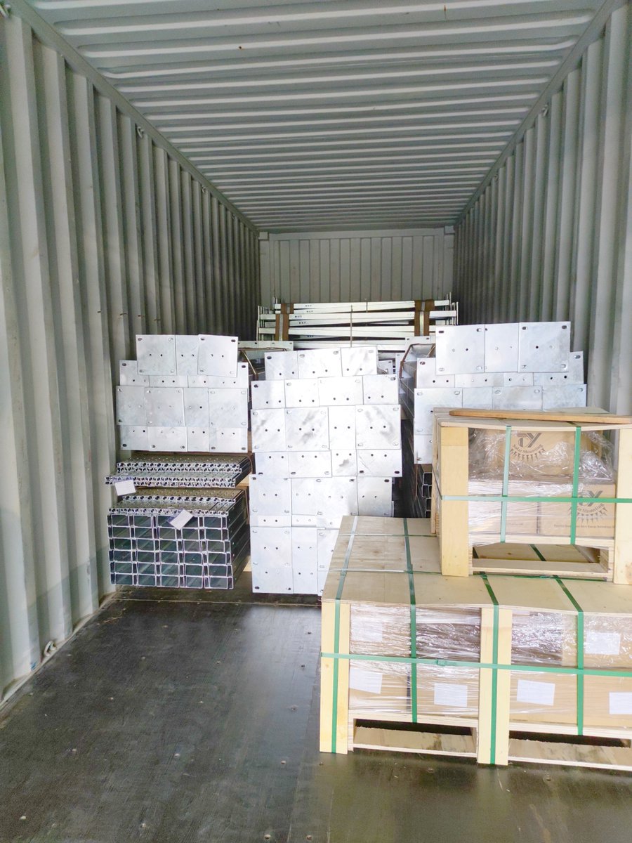 PanBella2's tweet image. Bad cloudy and windy weather, our #groundsolar mount shipments from CY Solar in Zhejiang ,China to Liberia are still in progress. Thanks to my team for perseverance

Are you interested? contact me for details
Email:bella@cy-solar.com
Tel:+86 182 5732 4779
#renewableenergy #solar