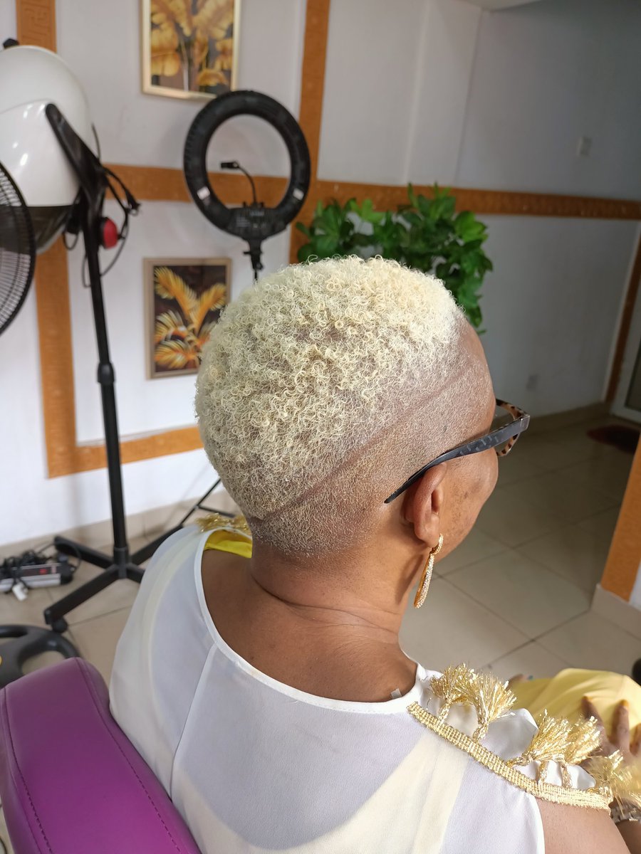 EmmanuelWOlanr1's tweet photo. Thanks so much for choosing us for your hair services always @seyetoyin , we are honoured.
GOD bless your home.
Haircut/colored: @emmystylesignature
#haircut #hair #myhair #haircolor #femalehairstyle #femalehaircut #femalehair #femalehauecolor #newlook #styllist #hairsalon https://t.co/uWK56MV4sv