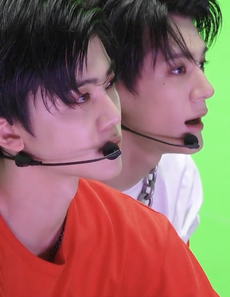 โอ้ยโน่มินเขินว่ะ