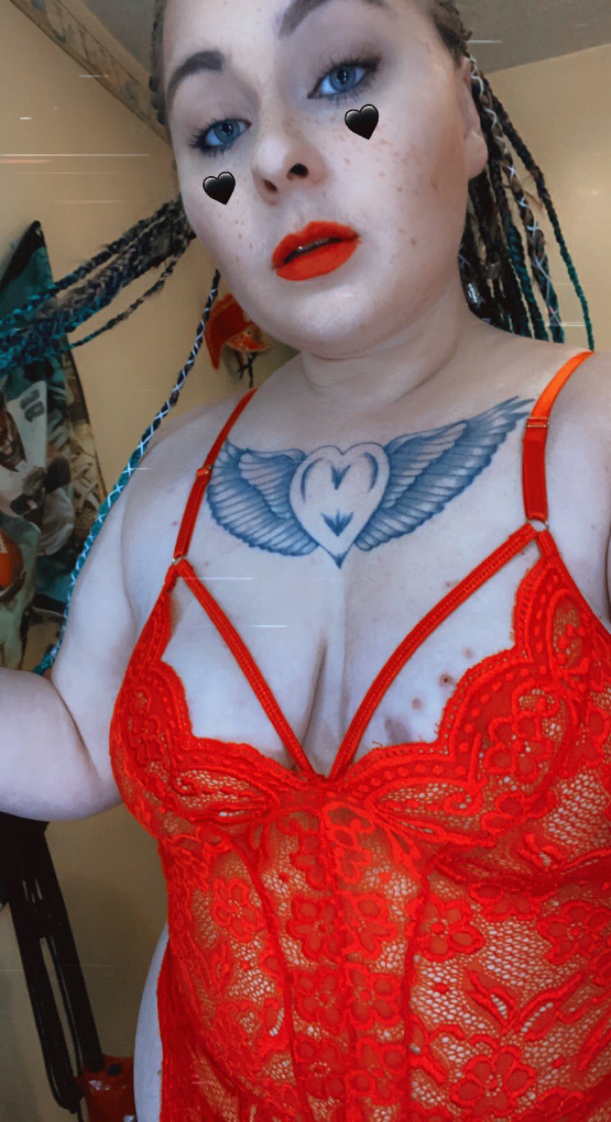 New shoot going up soon don’t miss it babes 🥵🥵🥵 #onlyfans #redlingerie #sexy #newcontent #nsfw https://t.co/fLVRYAz9DA
