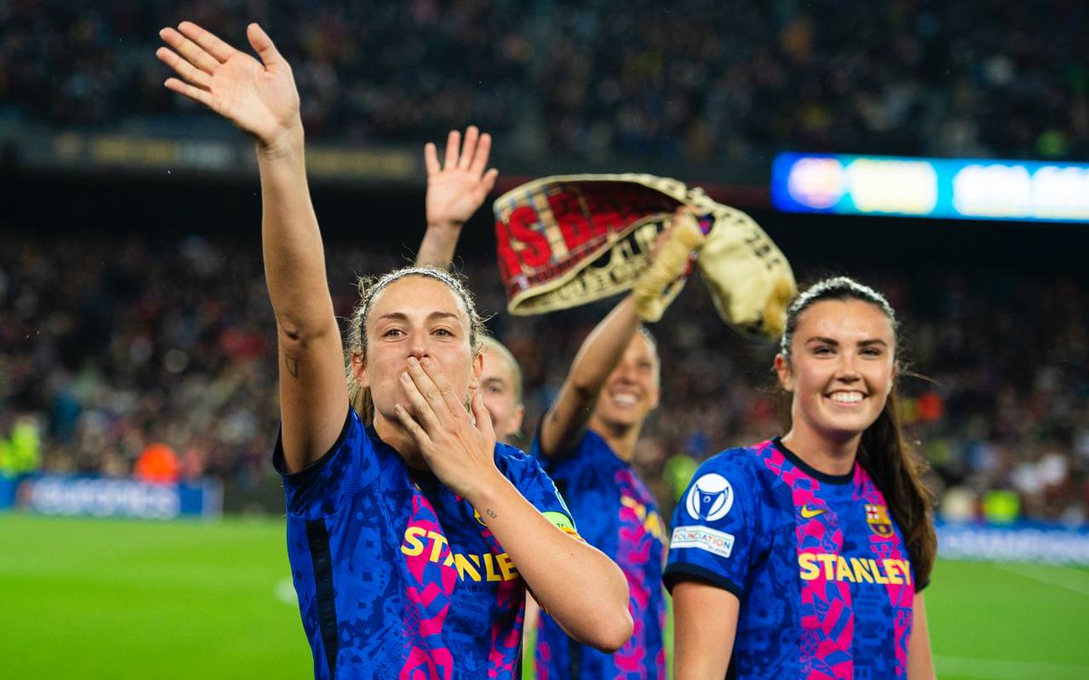 FCBRAC1's tweet photo. ‼️ NOTÍCIA @elmonarac1 

El Barça femení ha demanat formalment a la UEFA avançar la disputa de l'anada de les semifinals de la Champions. El club vol jugar el 22 d'abril i no el 23, per no coincidir amb la Diada de Sant Jordi. #frac1 https://t.co/pKlraB8aXt