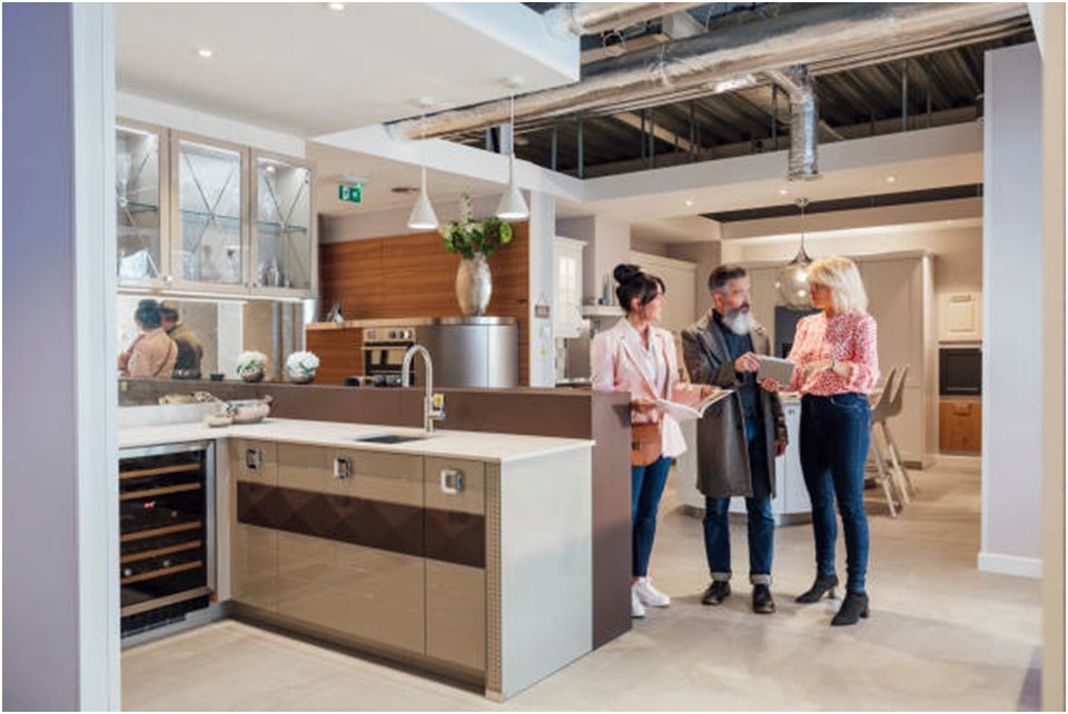 houstontx_home's tweet image. Is your kitchen looking a little old and decrepit? Are you looking for contractors? To get started today, click here homednb.com/home-renovatio…!
#kitchenrenovation #kitchenrenovationideas #kitchenrenovationcost #kitchenremodeling #renovatingkitchen #renovatekitchens